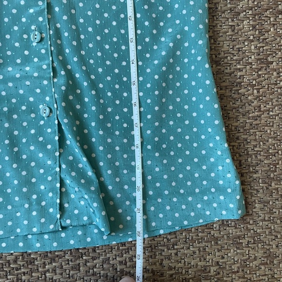 Vintage Polka Dot Button-up Blouse - Picture 4 of 5